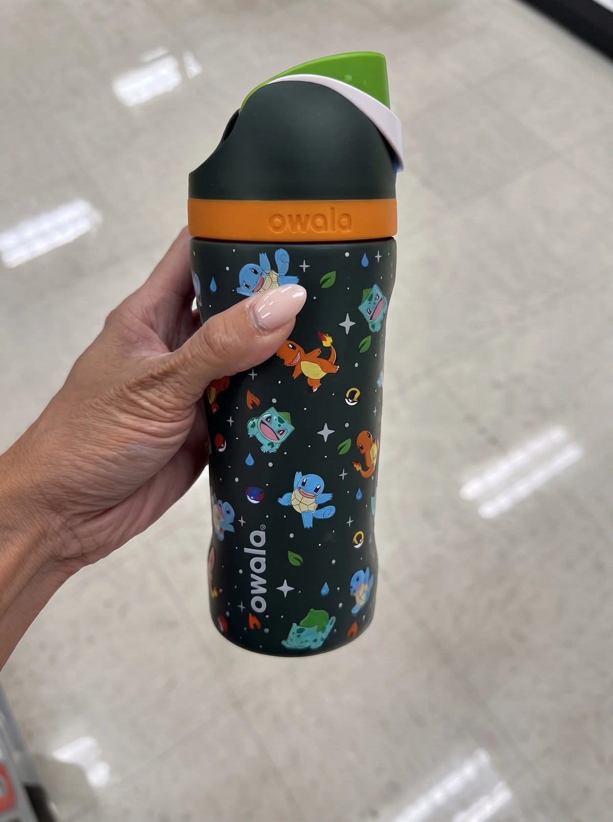 Pokémon 30th Anniversary - 16 Oz FreeSip Water Bottle