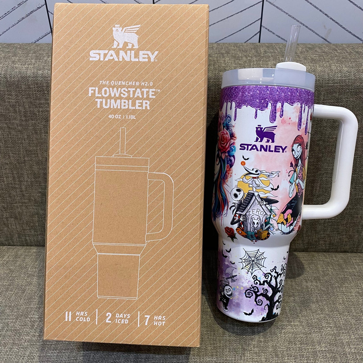 40oz Sally x Jack Skellington Tumbler