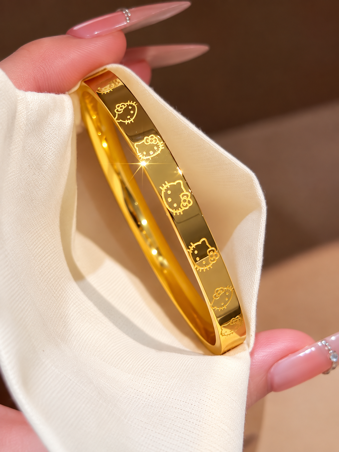 Hello Kitty Gold Color Bracelet